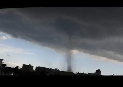 Tornados atingem deixam dezenas de feridos no Japão. Veja vídeo